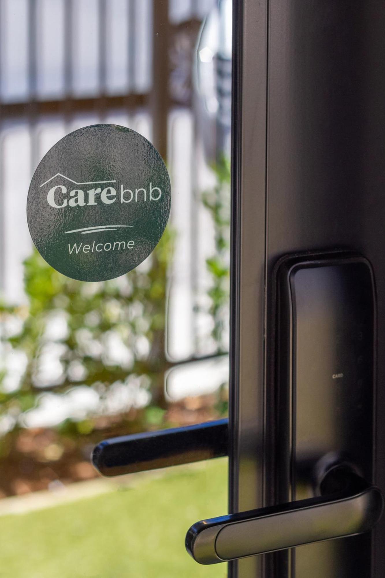 Apartamento Downtown Comfort: Modern With Backyard Christchurch